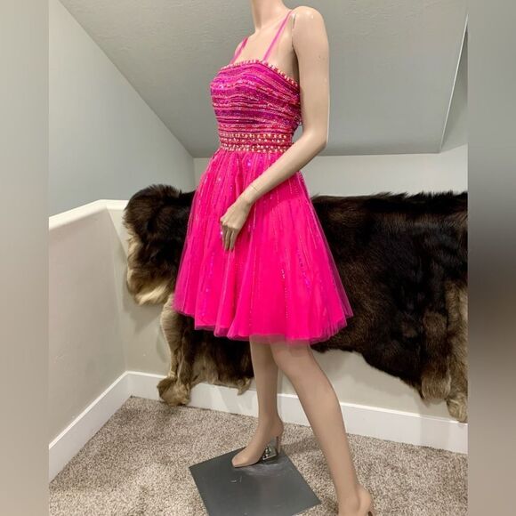 Sweet & Shining Strapless Sequins & Beads Party Dress - Picture 6 of 16